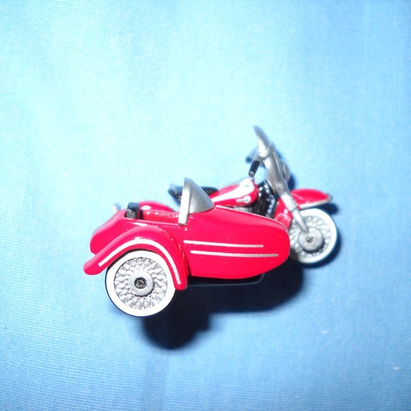 2000 Hallmark Mini Ornament Harley-Davidson - 1962 Duo Glide Motorcycle, #2 - Picture 6 of 9